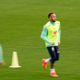 Imagem - Neymar tem duas lesões na coxa direita e pode desfalcar a seleção, diz jornal