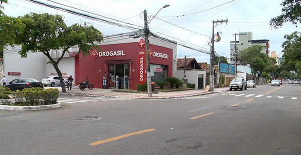 Drogasil na Avenida Carlos Martins foi alvo de bandidos pela sexta vez em 2022