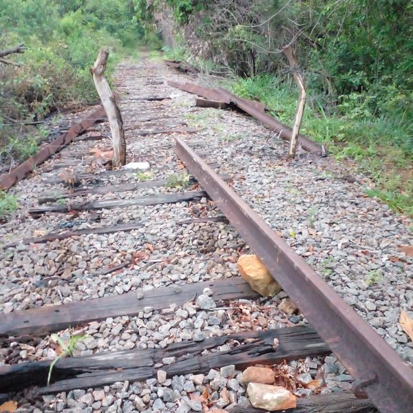Dupla é detida em caminhão pela Guarda de Viana após furtar trilhos de trem por Divulgação | Guarda Civil Municipal de Viana
