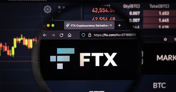 Colapso da FTX impulsiona regulação das criptomoedas no Brasil