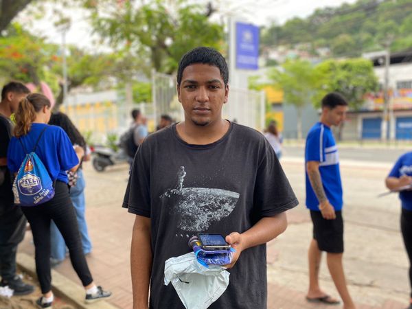 O vigilante Matheus de Araujo Campos, de 22 anos, pretende ingressar no curso de Direito na Ufes. 