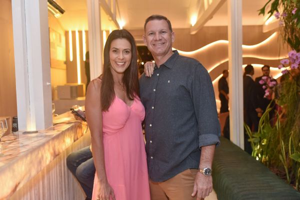 Marianne Pernambuco e Fabio Chambô