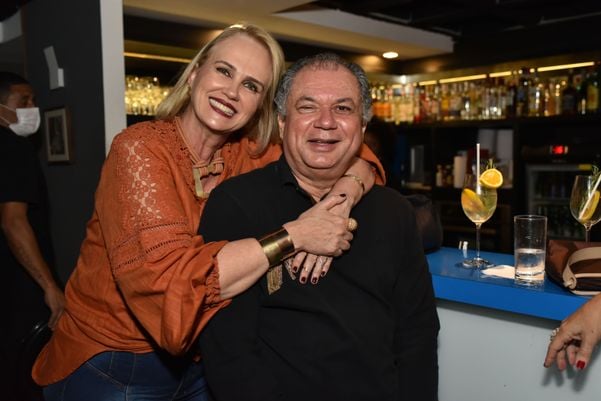 Silvania Saadi e Helcias Castro