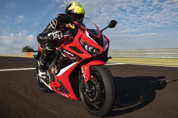 Os dois modelos da 650 contam com o motor tetracilíndrico de 88,4 cavalos e 6,13 kgfm 