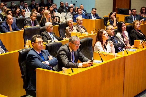 A entrega da Comenda de Mérito Legislativo Gedelti Victalino Teixeira Gueiros foi marcada por um sentimento de gratidão e momentos de emoção por Maranata/Divulgação
