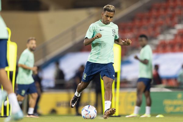 Rodrygo durante treino da Seleção Brasileira