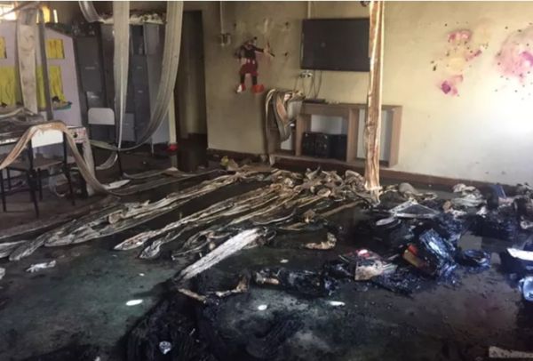 Segurança ateia fogo em creche de Janaúba e mata crianças e professora