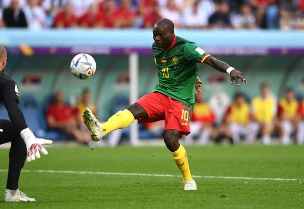 Aboubakar entrou no segundo tempo e foi providencial para evitar a derrota de Camarões