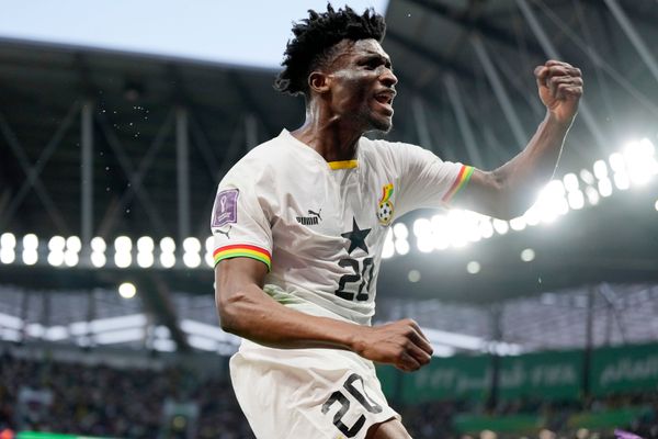 Mohammed Kudus, de Gana, marca seu gol na partida contra a Coreia do Sul