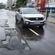 Imagem - Chuva não dá trégua, e Leitão da Silva segue cheia de buracos em Vitória