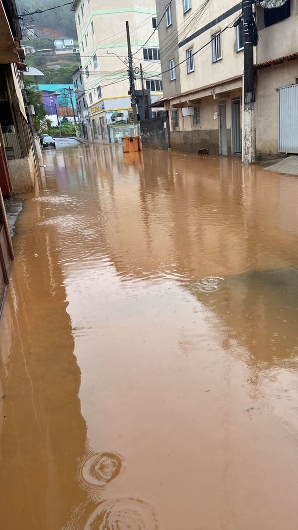 Chuva atinge Marechal Floriano nesta quarta-feira (30) por Julio Huber | Montanhas Capixabas
