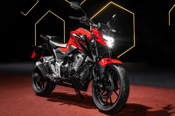 ホンダは、2023年の3つのオートバイモデルのラインナップにニュースをもたらします