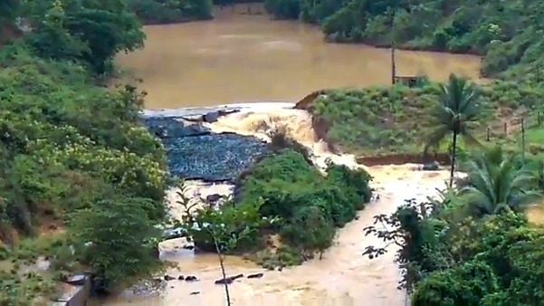 Barragem em propriedade rural de Colatina corre o risco de romper e atingir casas às margens do Rio Baunilha
