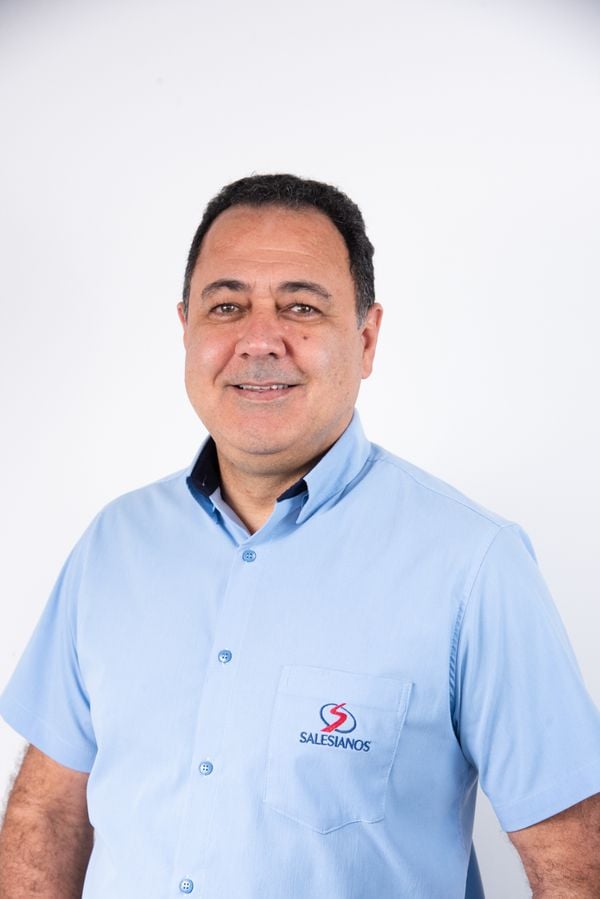   Ilton de Oliveira Chaves, diretor-executivo do Colégio Salesiano Jardim Camburi