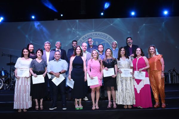 Nova diretoria da Amages