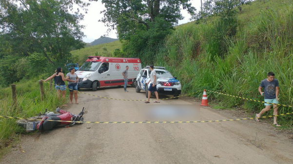 O fato ocorreu na manhã desta segunda-feira (5), na localidade de Pau Dalho, em Rio Novo do Sul  por Divulgação \ PM