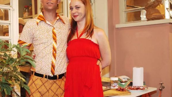 Atriz elogia o elenco e lembra de Rogério Cardoso: ‘saudades’; Série foi transmitida de 2001 a 2014 na Rede Globo e, atualmente, pode ser assistida no streaming da emissora