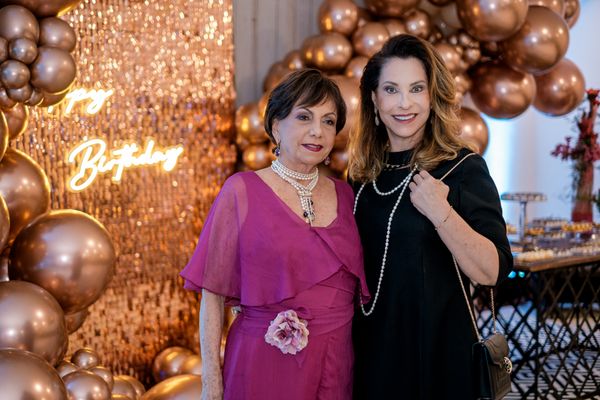 Alzira Torres e Gláucia Baião