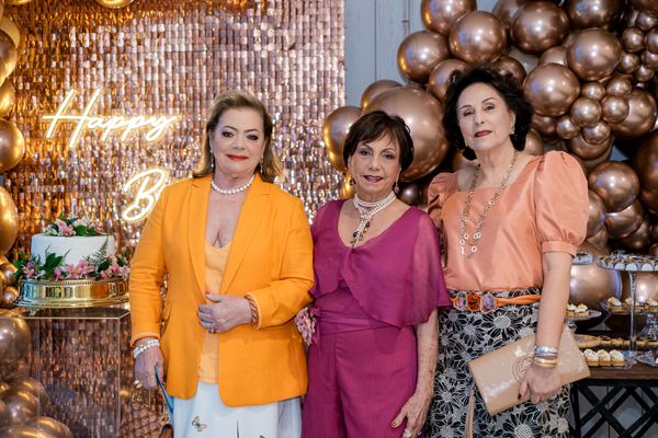 Helvia Abaurre, Alzira Torres e Dalva Carone