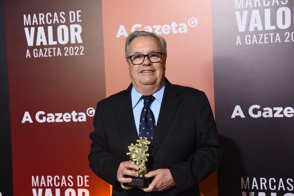 Ademar Bragatto | Água Campinho por Cloves Louzada