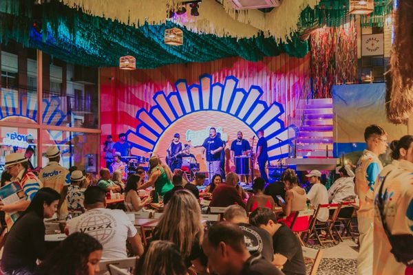 Bar Farofa Carioca, em Guarapari por Filipe Aragão