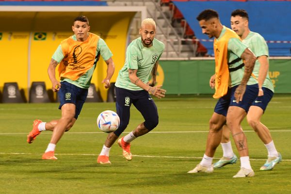 Copa do Mundo. Treino da Seleção Brasileira no estádio Grand Hamad em Doha, no Catar. por Vitor Jubini