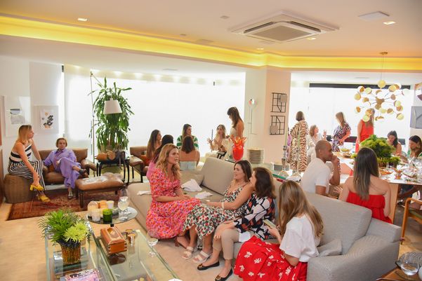 Almoço natalino de Claudia Scarton