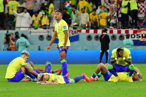 Seleção Brasileira perde para Croácia nas quartas de final e é eliminada da Copa do Mundo do Catar.