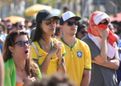 Torcedores na Praia de Camburi, em Vitória,  lamentam eliminação da Seleção Brasileira na Copa do Mundo do Catar, em derrota nos pênaltis para a Croácia(Carlos Alberto Silva)
