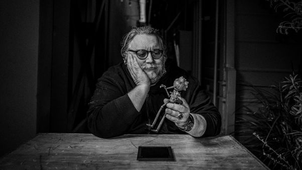 Guillermo del Toro e seu Pinóquio. Crédito: Netflix/Divulgação