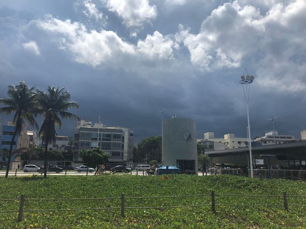 Praia de Camburi  por Alberto Borém
