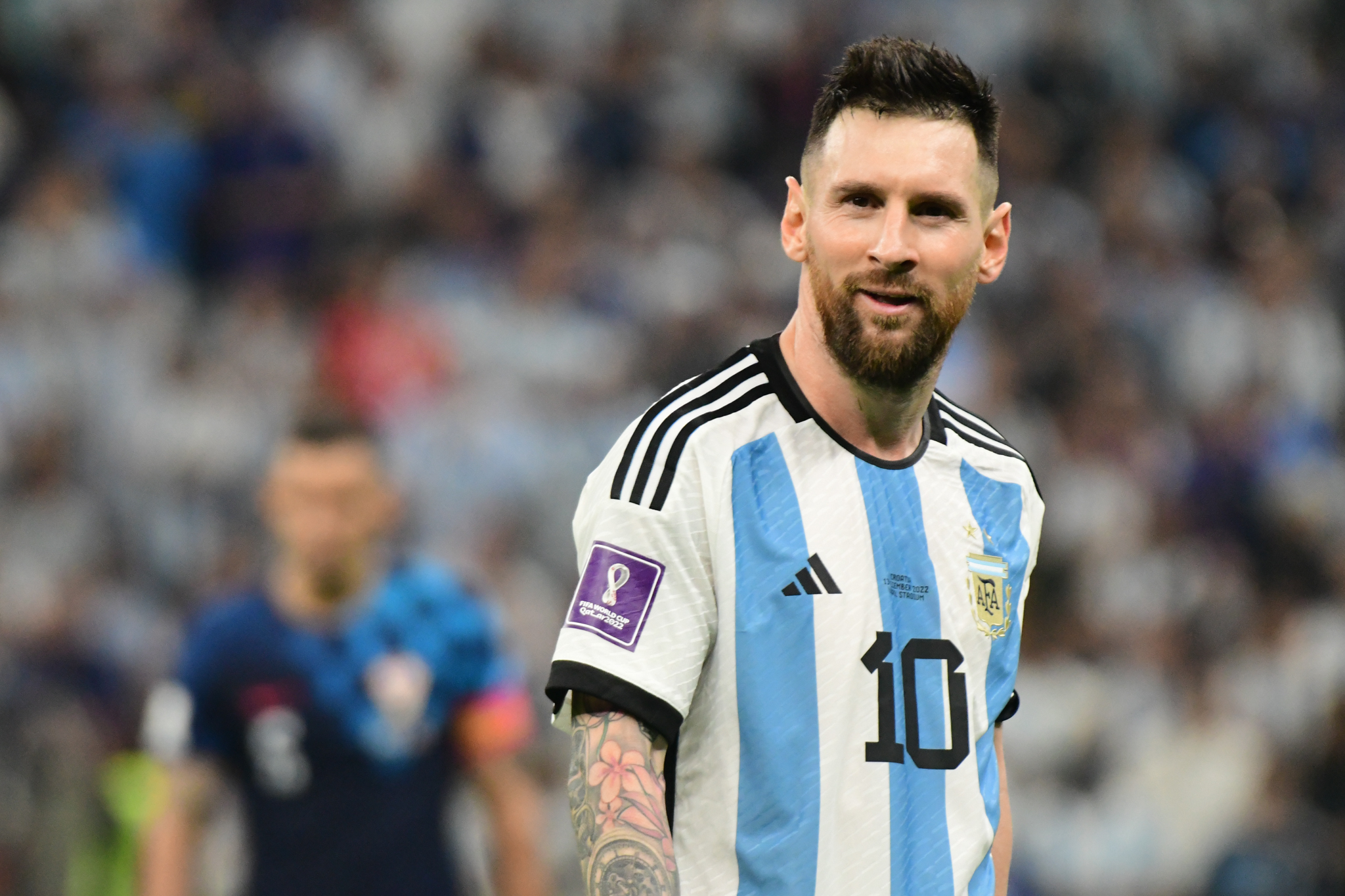 Ex-treinador da seleção holandesa questionou a postura da arbitragem na Copa do Mundo do Catar, afirmando que Argentina foi favorecida