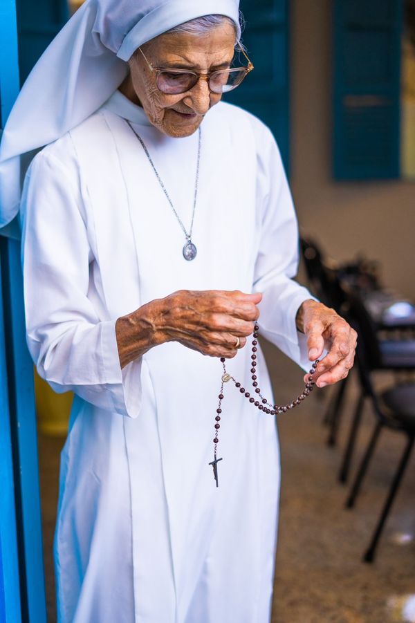 Irmã Otília se dedica a pacientes de hospital em Cachoeiro  por Rafael Duarte 