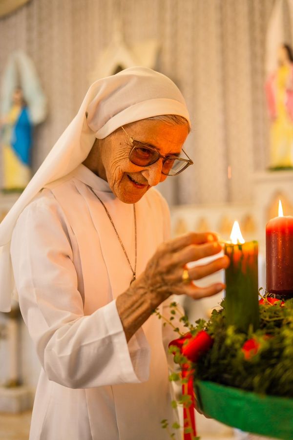 Irmã Otília se dedica a pacientes de hospital em Cachoeiro  por Rafael Duarte 