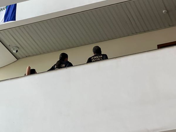 Polícia Federal cumpre mandados na Assembleia Legislativa