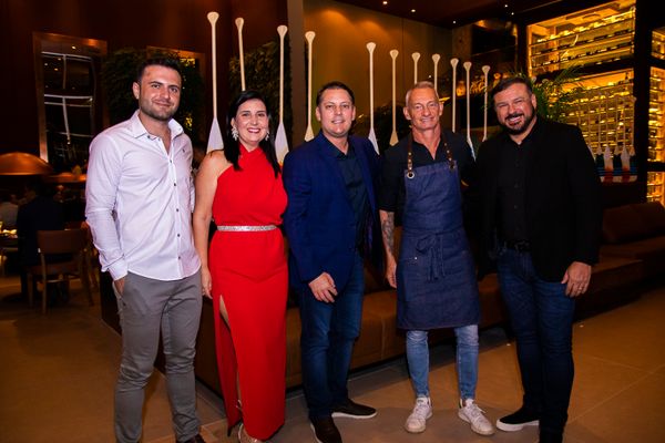 Ricardo Peterle, Fátima Barroso, Sylvio Drummond, François Schimitt e Wendel 