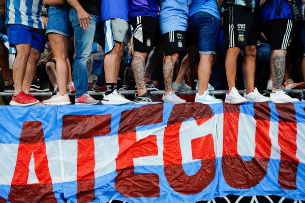 Torcida da Argentina em jogos da Copa do Mundo do Catar por Vitor Jubini