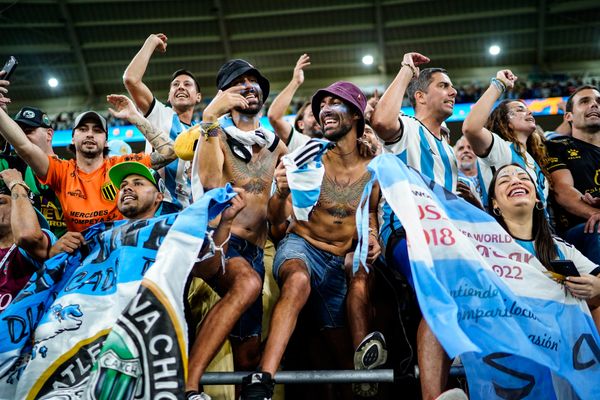 Torcida da Argentina em jogos da Copa do Mundo do Catar por Vitor Jubini