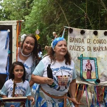 Imagem - Fincadas de mastro, rodas de samba e apresentação de flamenco neste domingo (21)