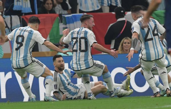 Argentina vence a França nos pênaltis e é tricampeã da Copa do Mundo