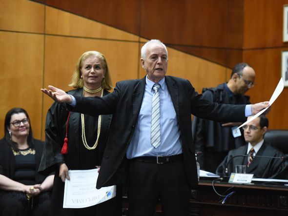 José Esmeraldo recebe do TRE-ES o diploma de deputado estadual  por Carlos Alberto Silva