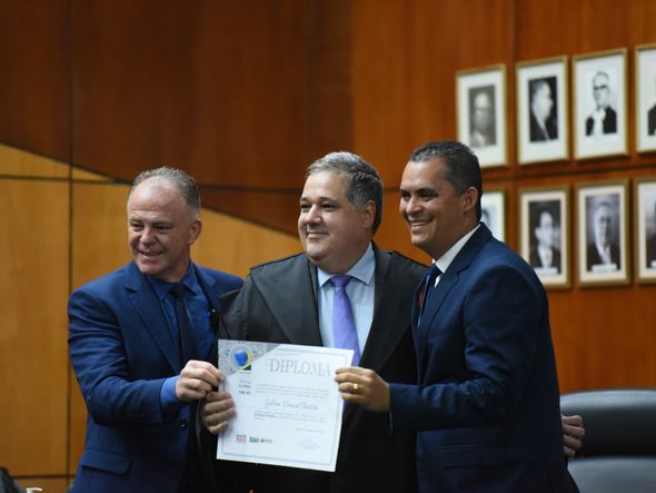 Gilson Daniel é diplomado deputado federal pelo TRE-ES por Carlos Alberto Silva