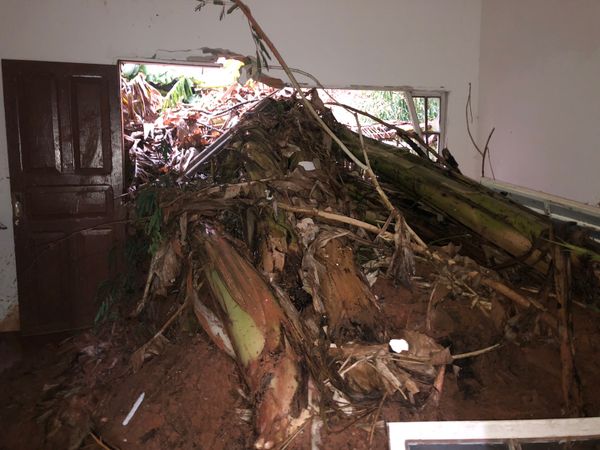 Deslizamento de terra no bairro Baiminas 