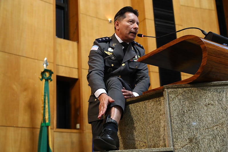 A Gazeta | Capitão Assumção chama tornozeleira de troféu e de fofoca  investigação do MPES
