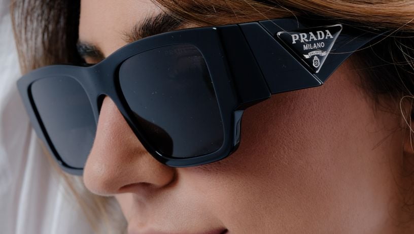 2023 Moda Óculos de sol Mulheres Pequena Tendência Condução Óculos de Sol  Verão Ao Ar Livre Gafas De Sol Mujer Uv400 Lente Azul Frame Metal
