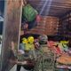 Imagem - Caminhão com 31 turistas de Minas Gerais no baú é flagrado na BR 262
