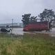 Imagem - Forte chuva causa novos alagamentos na BR 101, em Linhares