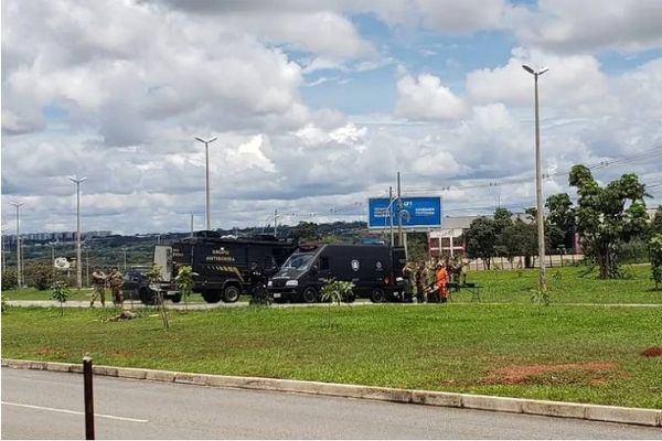 Polícia Militar desativa explosivo em via que dá acesso ao Aeroporto de Brasília