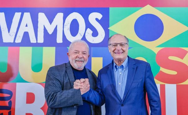 Presidente eleito, Luiz Inácio Lula da Silva, e o vice, Geraldo Alckmin