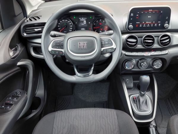 Fiat Cronos Drive 1.3 AT 